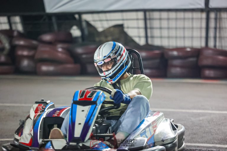 🚨 BALAPAN SAMA BESTIE: SIAPA YANG PALING NGGAK BISA NYETIR, AUTO TRAKTIR MAKAN! 🍕 (The Ultimate Uji Nyali dan Uji Dompet)